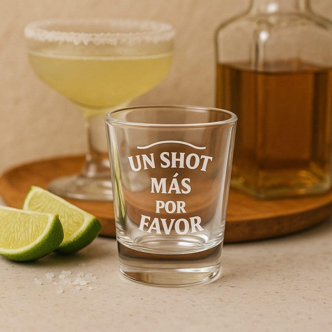 UN SHOT MÁS POR FAVOR Engraved Shot Glass